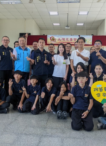 太祖慈善會攜手南市議員蔡麗青 溫馨父親節慈善公益獻愛心