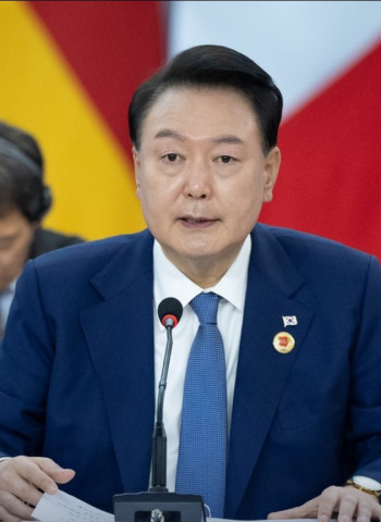 南韓國會彈劾總統,過關預見歹戲拖棚