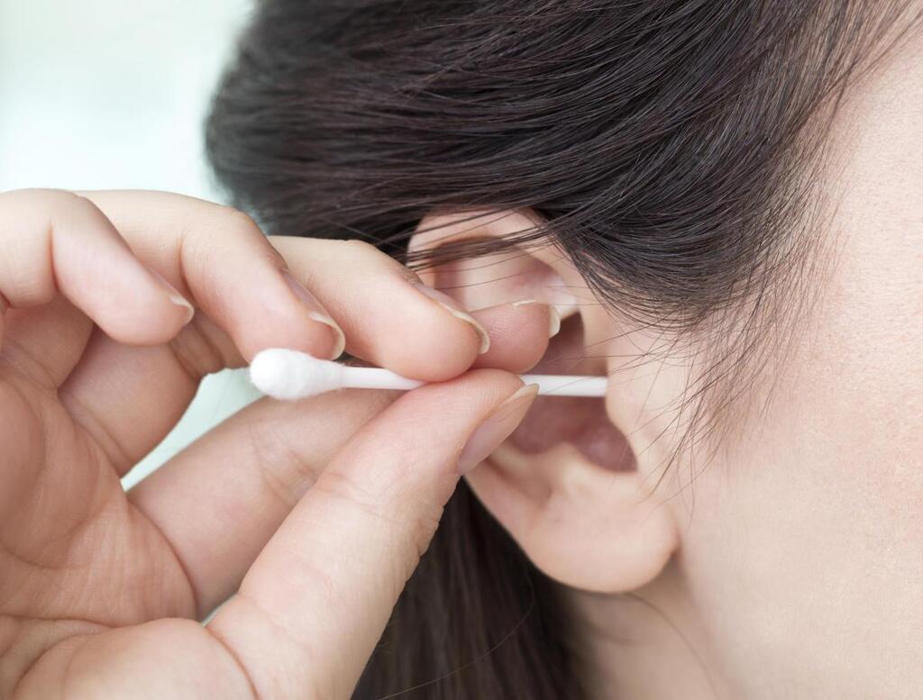 還在亂挖耳朵嗎？新北新莊采耳專業耳道清潔擺脫耳朵油膩悶塞感