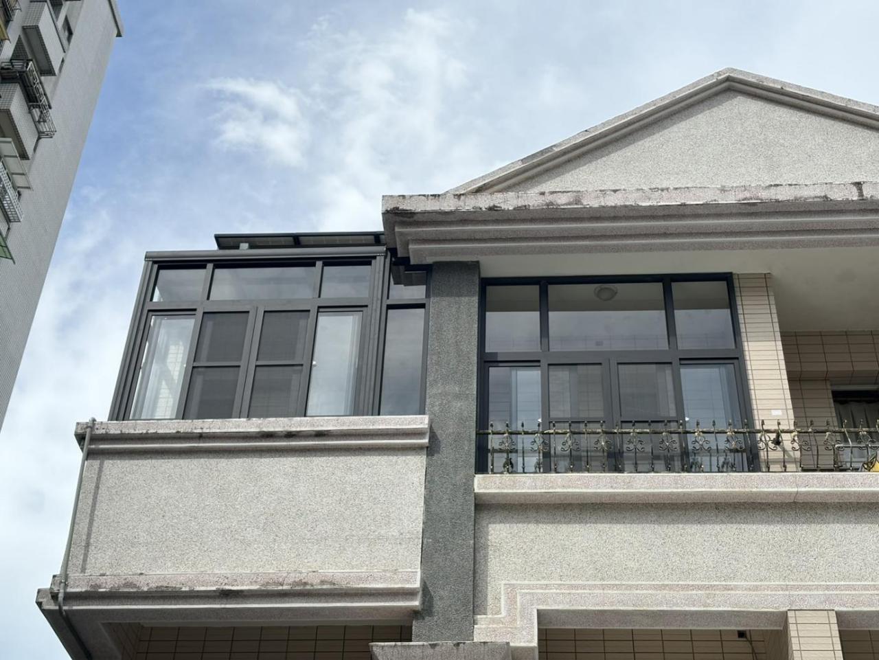 南部門窗安裝首選 嘉義鋁門窗、採光罩、隔音窗一次搞定