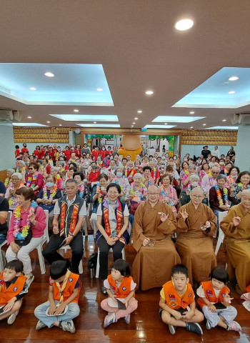 「重陽九九、幸福久久」 佛光山重陽敬老彰顯家庭價值