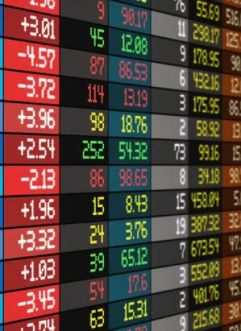 台股早盤飆升百點,分析師預測「光復」行情?