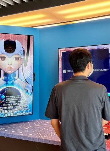 「虛擬X真實 未來的型態」 即日起在屏東文學館展出