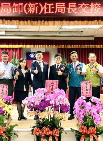 新竹郵局卸任、新任局長交接　吳進益局長：精實推行五大面向衝刺績效躋身前十