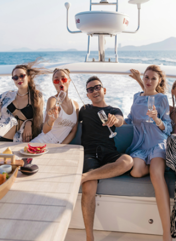 信大水泥董事長爆家變！傳與辣妹過夜、豪宅遊艇派對引熱議