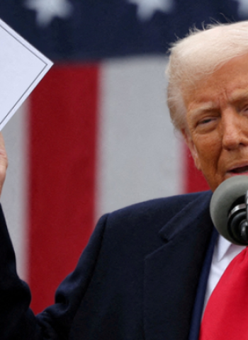 前美國財政部長薩默斯警告:川普關稅政策恐重蹈阿根廷庇隆時代覆轍,恐致製造業雙重衰退,最大贏家是習近平