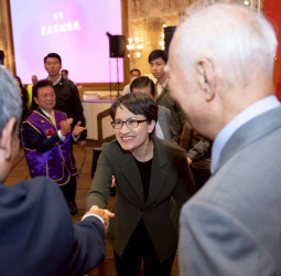 蕭美琴副總統出席新北市進出口商業同業公會就職暨年終餐會　強調公私協力推動產業升級轉型、全面強化臺灣競爭力與經濟韌性