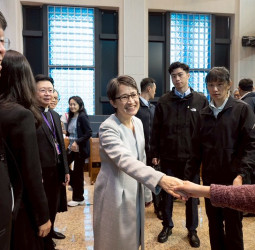 蕭美琴副總統出席長老教會聖誕聯合禮拜　肯定陪伴與關懷傳遞愛、盼望與勇氣安定人心守護臺灣