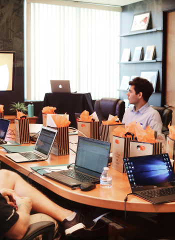 高效領導的黃金法則:打造狼性團隊的關鍵10條