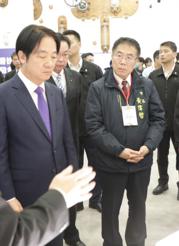 臺南市長黃偉哲陪同賴清德總統啟動大南方新矽谷計畫,沙崙智慧綠能科學城將成為臺灣AI重鎮