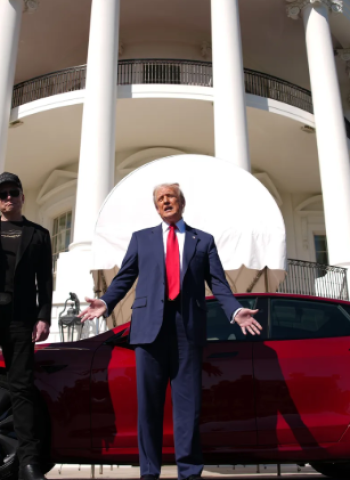 特斯拉股價暴跌5.3%　川普要效率部調查馬斯克電動車補助　美股投資人憂補助政策生變