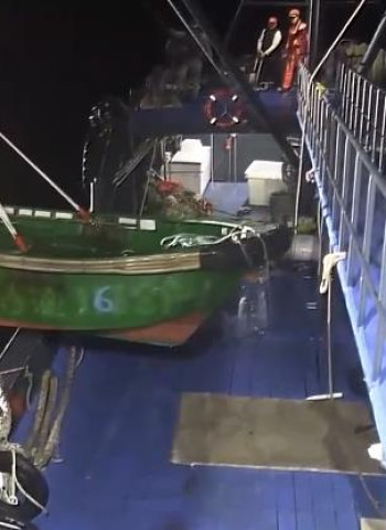 中國海警伴隨漁船蠻橫襲擾東沙海域  海巡署強勢驅離嚴正譴責 全力捍衛國家主權