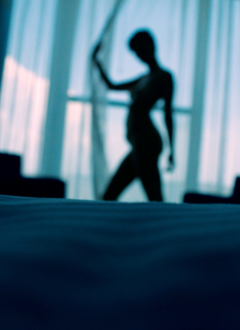 砂石車司機逼妻「共享小三」！家族旅遊成出軌現場 法院重判賠償