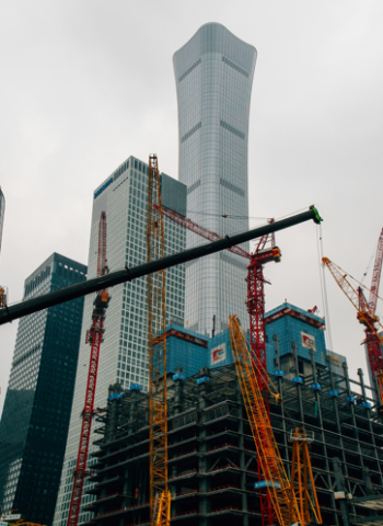 5.4兆交屋潮壓境 資金缺口浮現 房市進入「拼貸款」時代