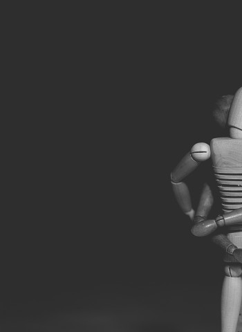 約砲規定違規！女大生怒告男網友強行奪走初夜！台南強制性交案件二審維持無罪判決