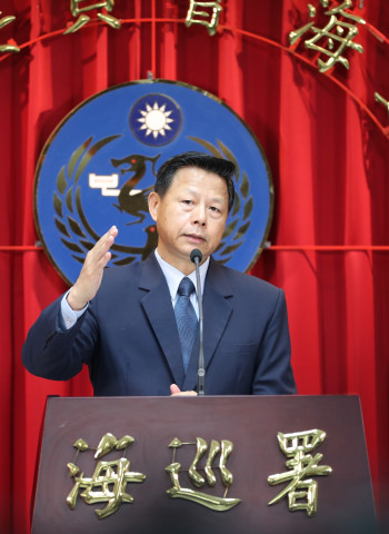 海巡署金馬澎分署莊姓主任涉違反國安法遭羈押　海巡署火速記大過免職並啟動內部調查