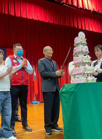 新生醫護管理專科學校54週年校慶盛大舉行 114年度護理師國考佳績與傑出校友共襄盛舉 展現醫護教育卓越實力