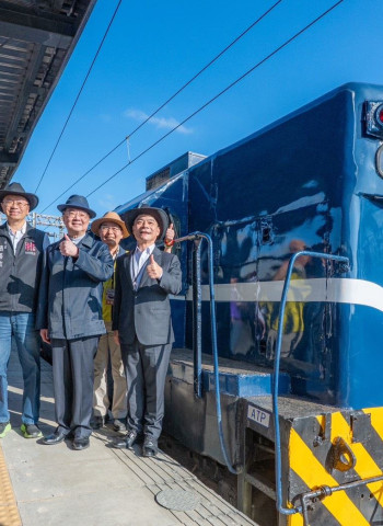 桃園2025富岡鐵道藝術生活節開幕 張善政市長強調鐵道文化與花海觀光雙重魅力