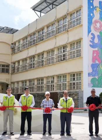 落實校園美學教育新篇章！澎湖縣中興國小「行走浪花的美好」公共藝術正式啟用