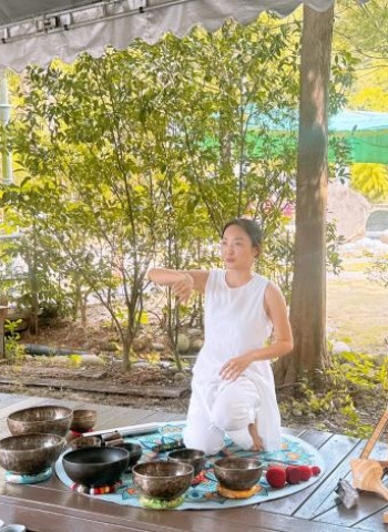 臺南龜丹溫泉「湧泉頌音」登場：溫泉與瑜伽與頌缽打造教師節輕旅行體驗