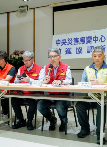 賴建信總協調官：協調各部會全力救災 協助花蓮馬太鞍溪受災民眾儘快恢復日常生活