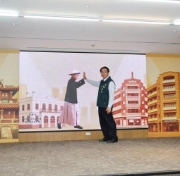 六都首創　臺南市長黃偉哲打造AI文化內容生成平台　匯聚萬張老照片訓練專屬模型　開啟在地文化數位創新應用