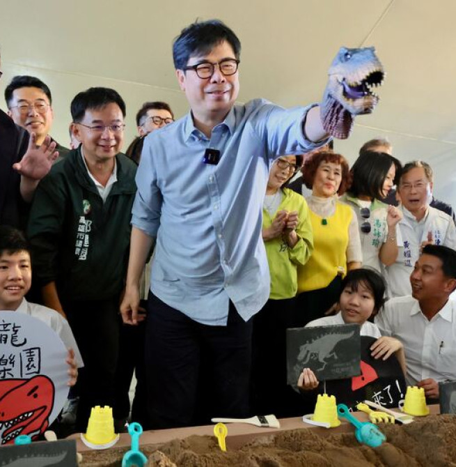 高雄「恐龍酷樂園」盛大開幕　陳其邁市長：打造具教育意義兒童節體驗