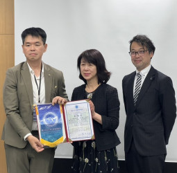 中正大學企管系MBA訪問團在黃正魁系主任規劃、鄭祥麟教授帶隊參訪由布院玉之湯　董事長兼總經理桑野和泉親自接待揭日本溫泉觀光與地方創生關鍵