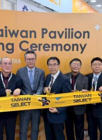 黃偉哲市長率臺南隊進軍新加坡食品展　展場人氣熱絡多元農產吸引國際買主