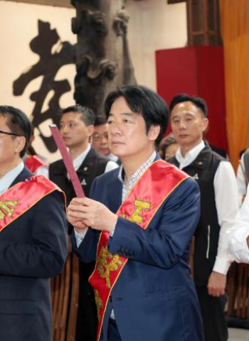 賴清德總統親臨祀典大天后宮春祭大典 黃偉哲市長陪同揭匾「恩溥黎庶」傳承宗教文化