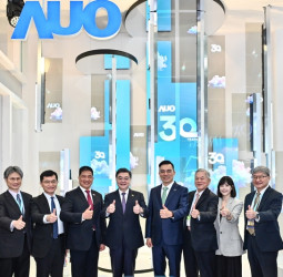 行政院長卓榮泰出席2026 Touch Taiwan系列展　強調先進顯示技術展現臺灣產業實力