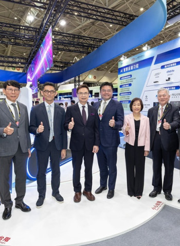 台北國際車用電子展登場　城際氫能大巴與AI智慧座艙亮相　經濟部TARC主題館展現臺灣車電雙引擎競爭力