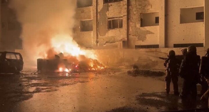 臺南安南區火警爆炸延燒8戶！廢棄物空地凌晨起火　20車受波及、13人送醫