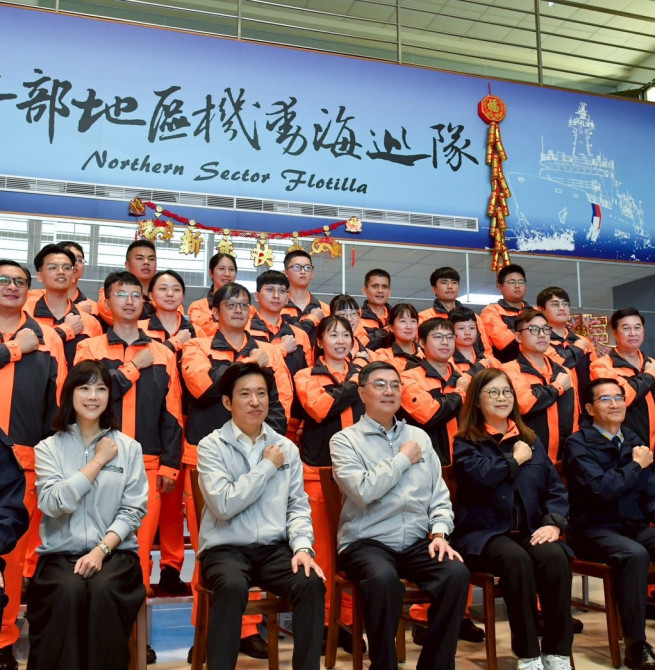 挺海巡護臺灣　行政院長卓榮泰新春首日親赴第一線慰勉海巡同仁　承諾持續提升裝備資源與勤務環境