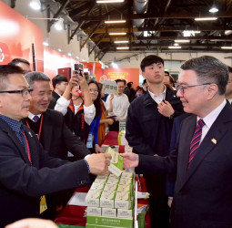 行政院長卓榮泰出席中小微企業多元振興發展計畫成果發表會開幕　強調加大力道協助中小微企業升級轉型