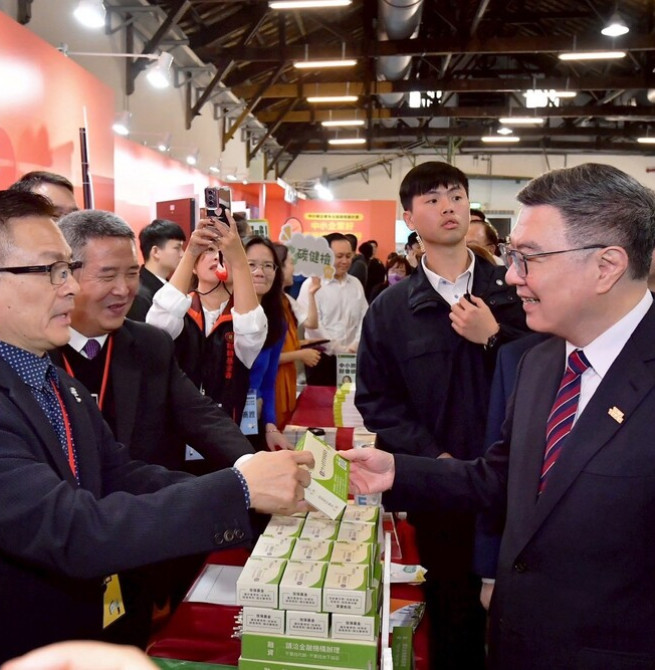 行政院長卓榮泰出席中小微企業多元振興發展計畫成果發表會開幕　強調加大力道協助中小微企業升級轉型