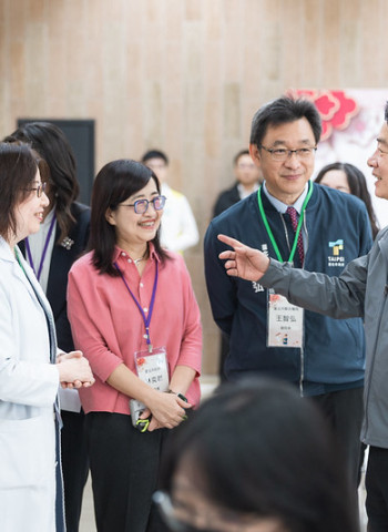 賴清德總統視察假日輕急症中心　肯定醫界與政府協力合作　全面強化春節醫療量能　確保民眾獲得妥善醫療照護