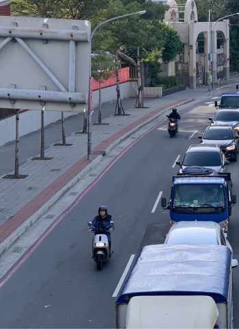 115年大學學測1月17日登場 新北市各考場周邊紅線將開放臨停接送 家長接送更便利