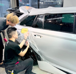 汽車包膜技師嚴重缺工　技術門檻高　專業技師供不應求　月薪上看10萬元