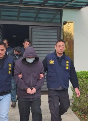 潮牌大亨藏身船舶密艙企圖偷渡中國　海巡署循線瓦解人蛇集團　金門跨境偷渡鏈曝光
