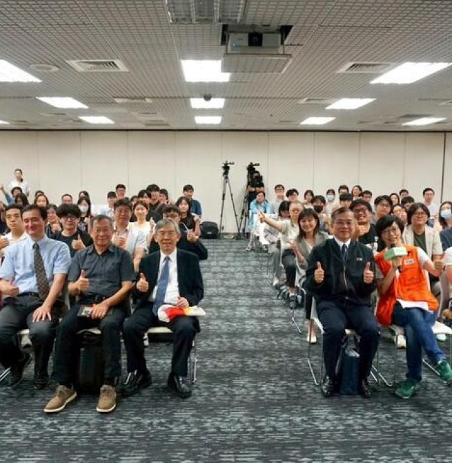 畢業季迎綠領熱潮！環境部攜104發布報告　近3萬工作數創十年新高、AI綠領需求五年翻倍