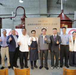 台糖與金牌釀酒師、米其林大廚合作推80週年限量品《一步燒・嫩雪花肉》　打造臺灣地酒與職人美食新風味