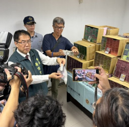 海巡署臺南查緝隊破獲嘉義大型喪屍煙彈據點　精美包裝暗藏煙毒　查扣近4千台非法電子煙主機市值逾6千萬元