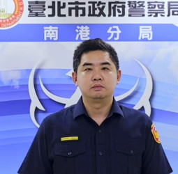 臺北南港警方查獲依托咪酯菸彈與空氣槍　恍神男子攜毒上路遭送辦