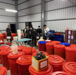 臺南安非他命製毒工廠遭破獲！調查局查扣逾4千公斤半成品　專車接送製毒集團遭起訴