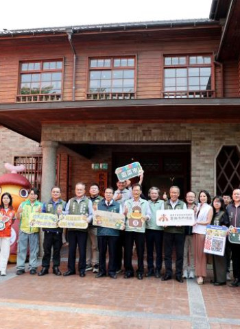 臺南人氣吉祥物菜奇鴨與夜奇鴨進駐愛國婦人會館　結合古蹟展現文創魅力帶動觀光人潮