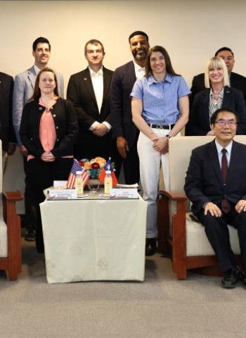 美國各州政界青年領袖訪問臺南　臺南市長黃偉哲分享地方治理與科技轉型經驗