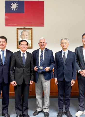 印度國家海事基金會訪海巡署 張忠龍署長接待並推動印太海事安全合作與交流