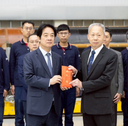 賴清德總統視導國家中科院　強調推動國防自主與韌性建構　打造國家安全體系