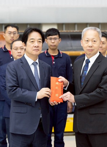 賴清德總統視導國家中科院　強調推動國防自主與韌性建構　打造國家安全體系